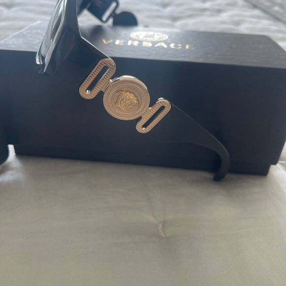Versace Sunglasses - Picture 3 of 6
